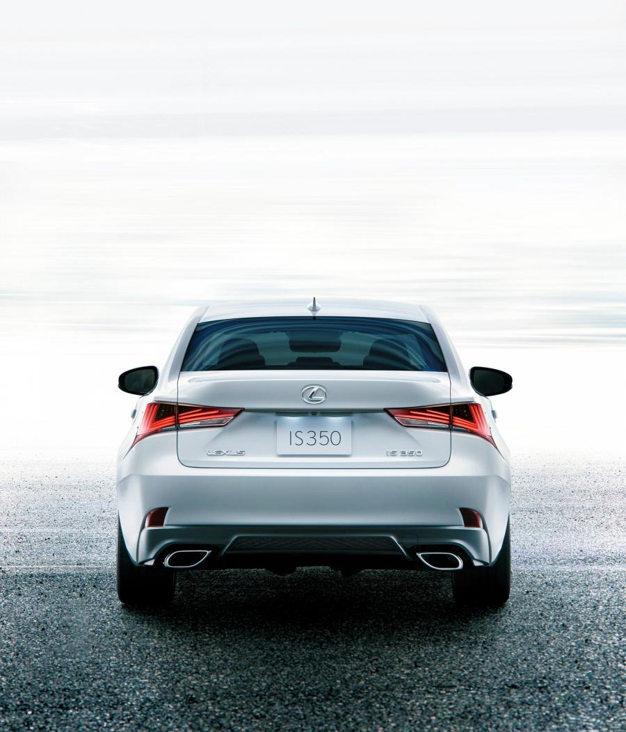  Lexus IS350 F-Sport (XE30) 2016 года  (JP) (фото 2 из 17)